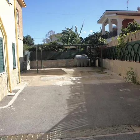 La Casa Gialla-2