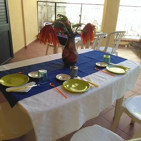 La Casa Gialla-3